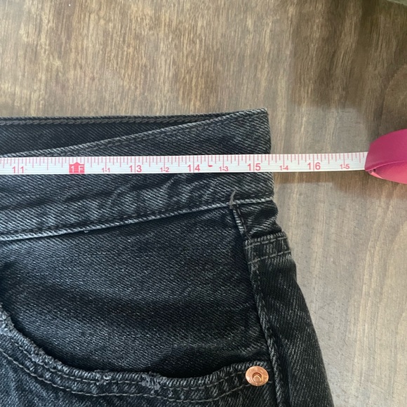 Levi’s Black Denim Skirt - Picture 12 of 13